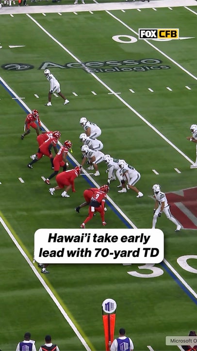 Jackson Harris sheds a tackle and sprints into the end zone 😤