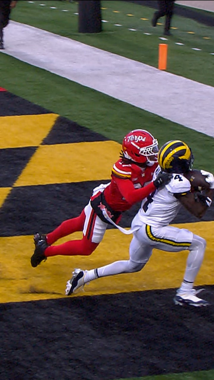 Michigan's Bryce Underwood passes 17-yard TD to Andrew Marsh, tying score against Maryland
