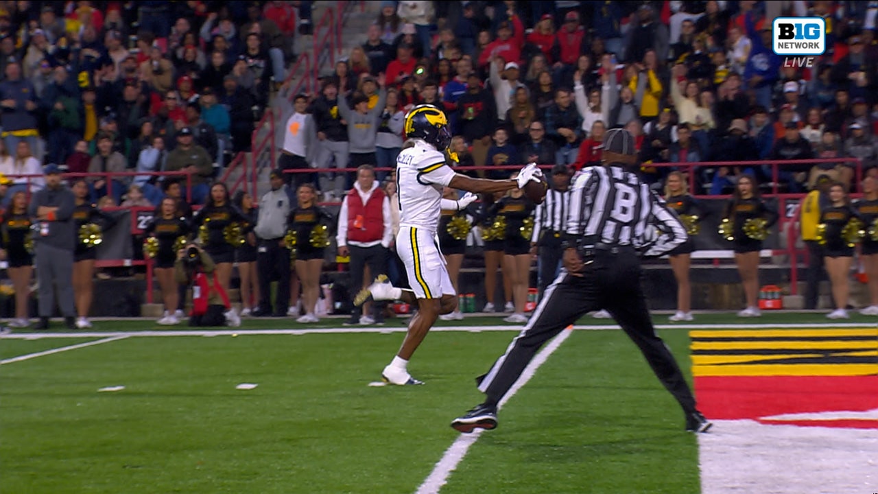 Bryce Underwood finds Donaven McCulley for a 22-yard TD to extend Michigan's lead over Maryland