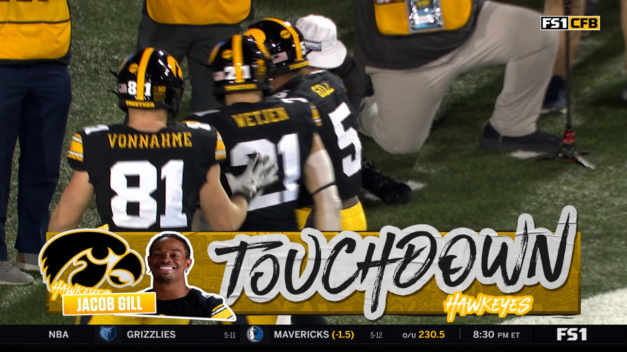 Iowa's Mark Gronowski connects with Jacob Gill for 13-yard TD, tying game vs. Michigan State