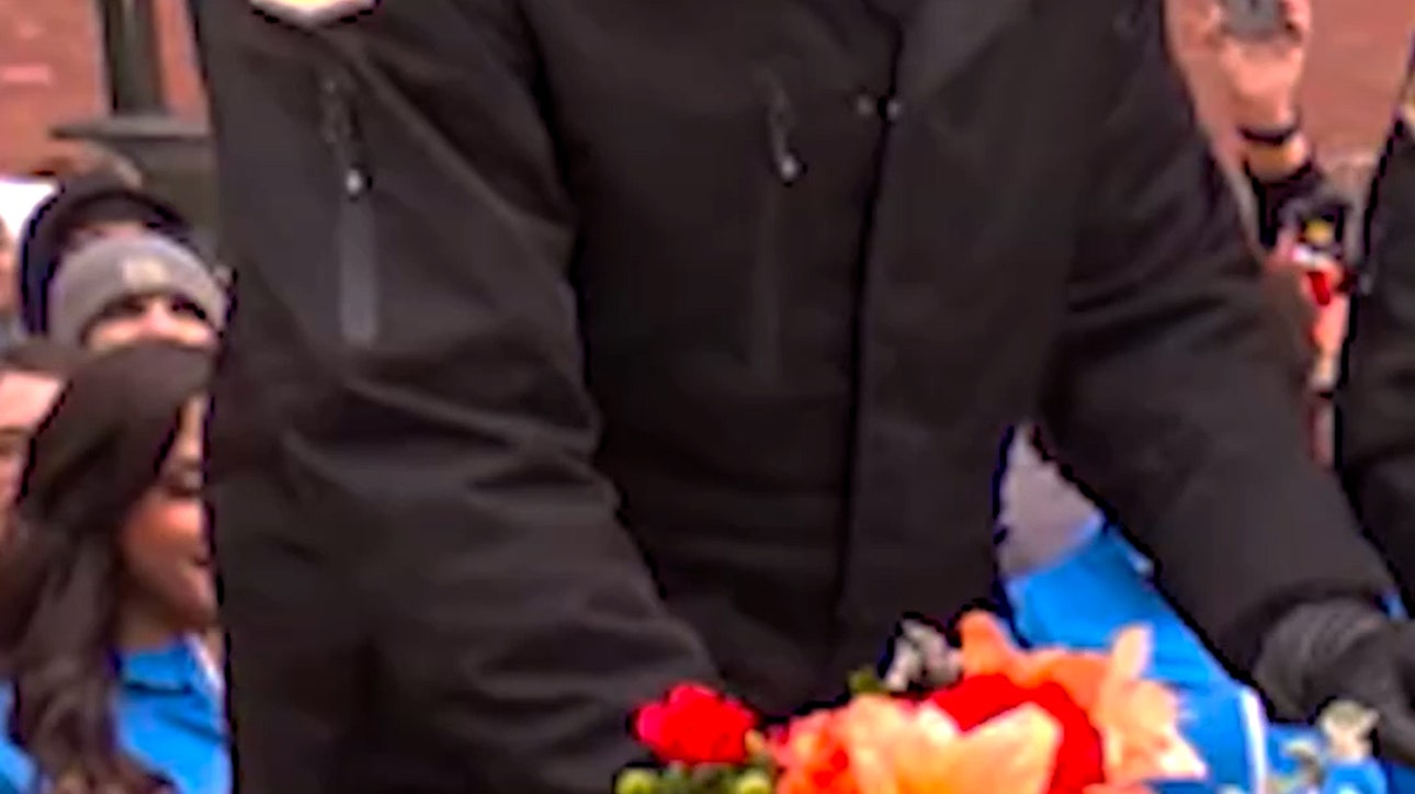 “You made these for Jay? That means it’s a small portion” Strahan had jokes 🤣