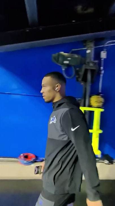 Saying what’s up to St. Brown!  😎POV on the field with Oakley Meta