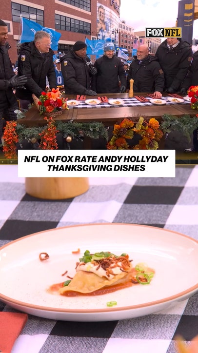 The FOX NFL Sunday crew try all the Detroit dishes they were served up today 🍽️