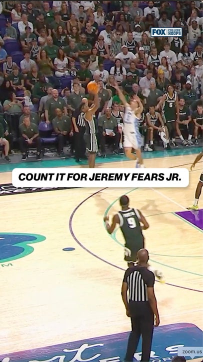 Jeremy Fesrs knocks it down in clutch time 🔥