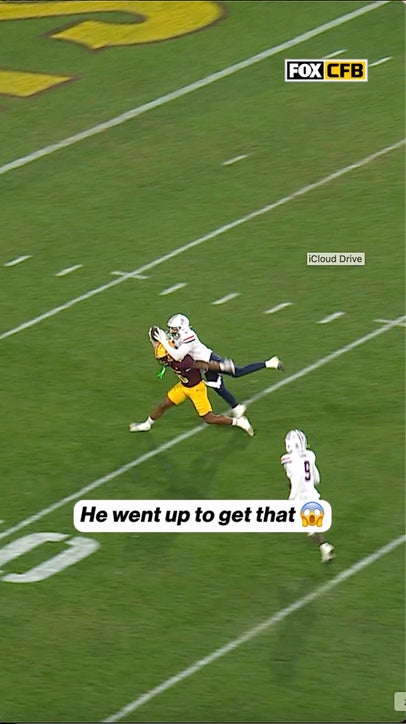 Treydan Stukes climbed the ladder and came down with it 😤