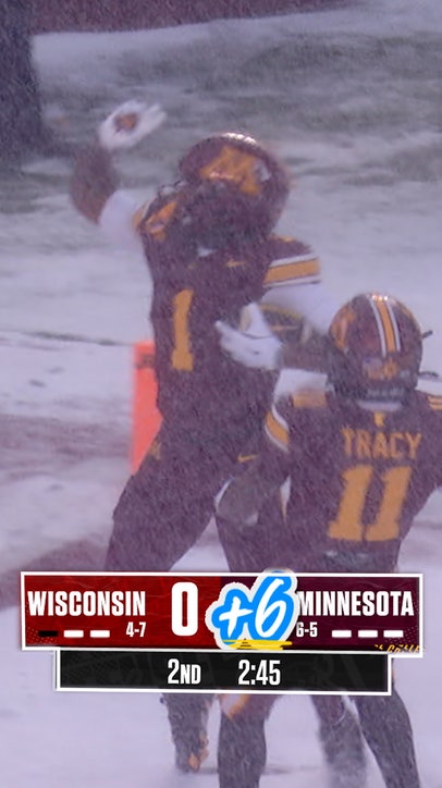 Minnesota win fourth Paul Bunyan's Axe in five years after defeating Wisconsin in the snow 🥶🪓