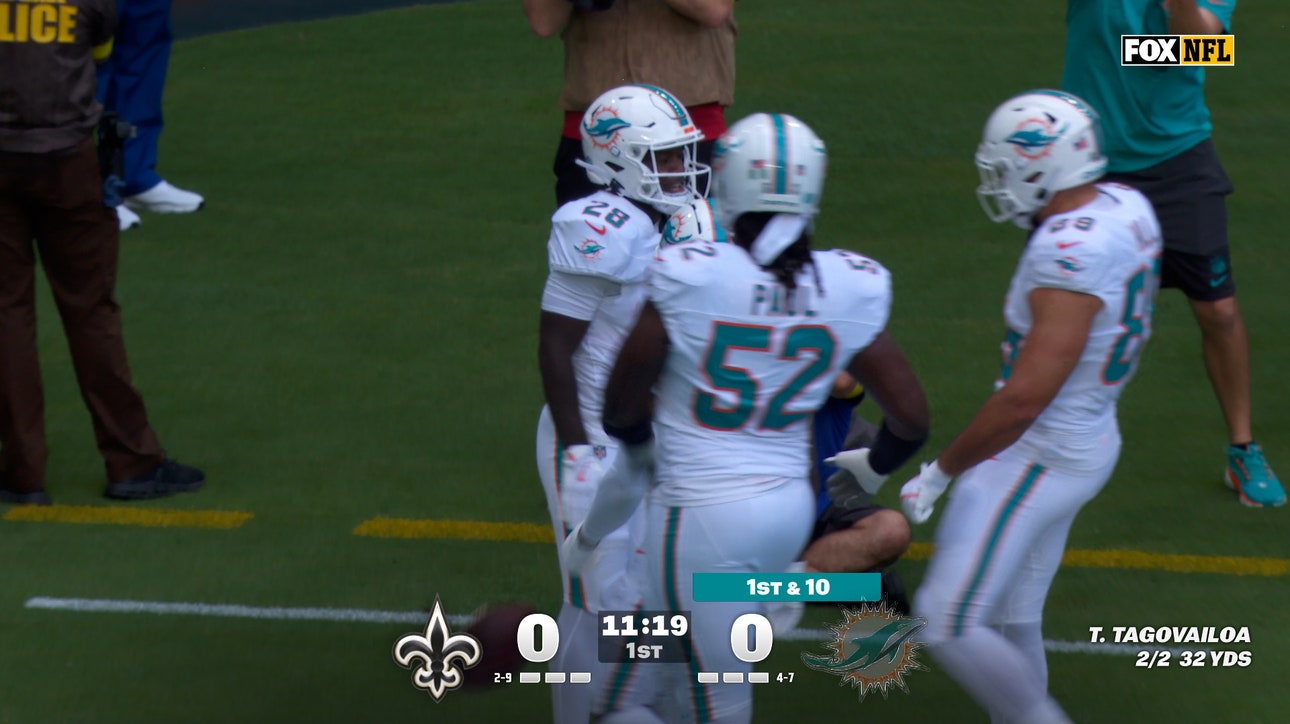 De’Von Achane rushes 29 yards for touchdown, giving Dolphins lead over Saints | NFL Highlights
