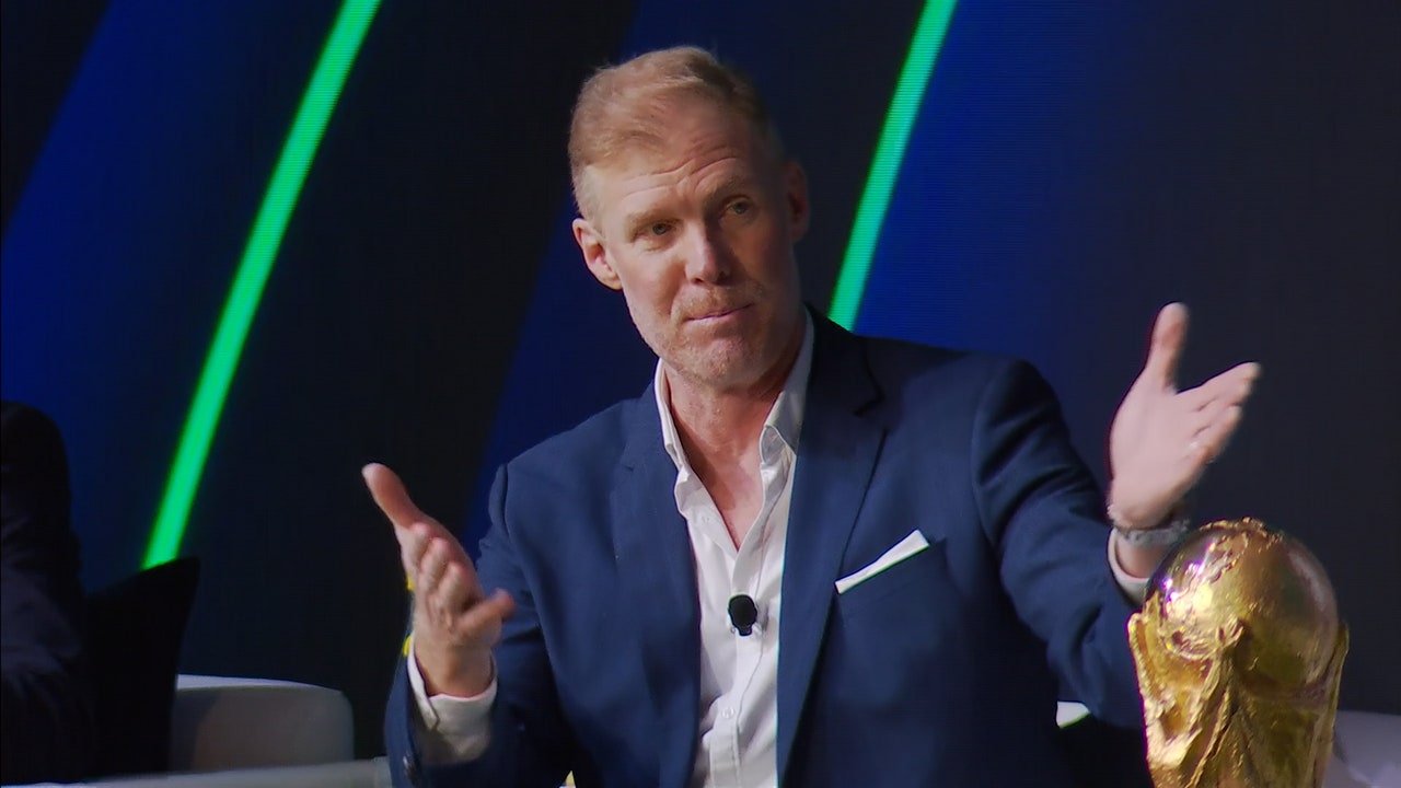The biggest cultural event in history' 🌎 Alexi Lalas on World Cup