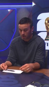 Is the USA favorite to top Group D? 🤔 Donovan not happy with Australian coach 👀