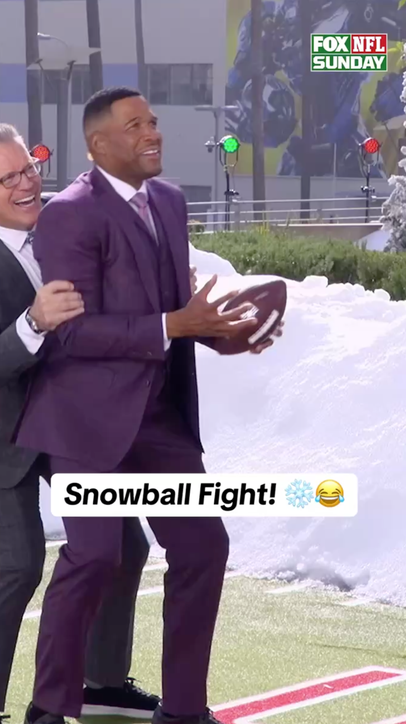 The kids were launching them at the ‘FOX NFL Sunday’ crew 😂