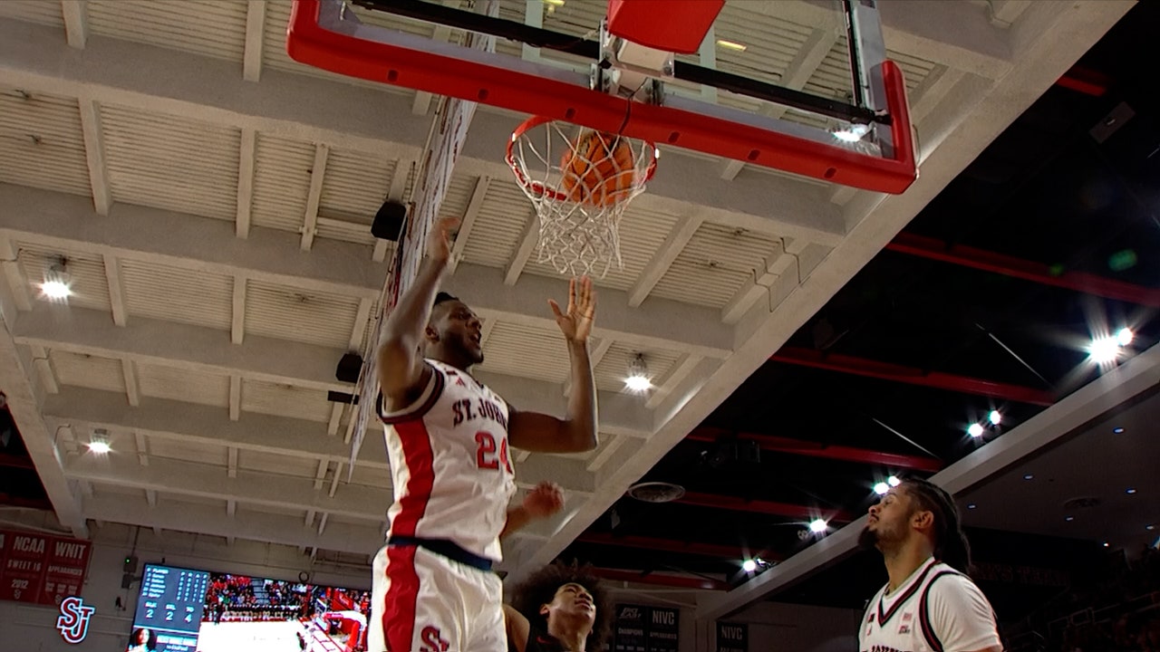 Bryce Hopkins converts and-1 off steal, tying the game between St. John's and Harvard