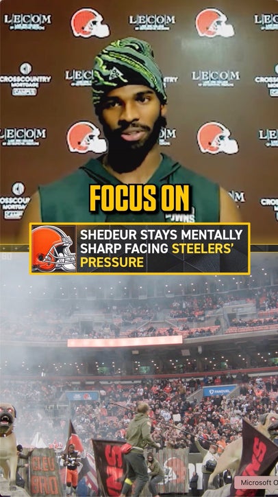 Shedeur Sanders is locked in on the present 🧠🏈