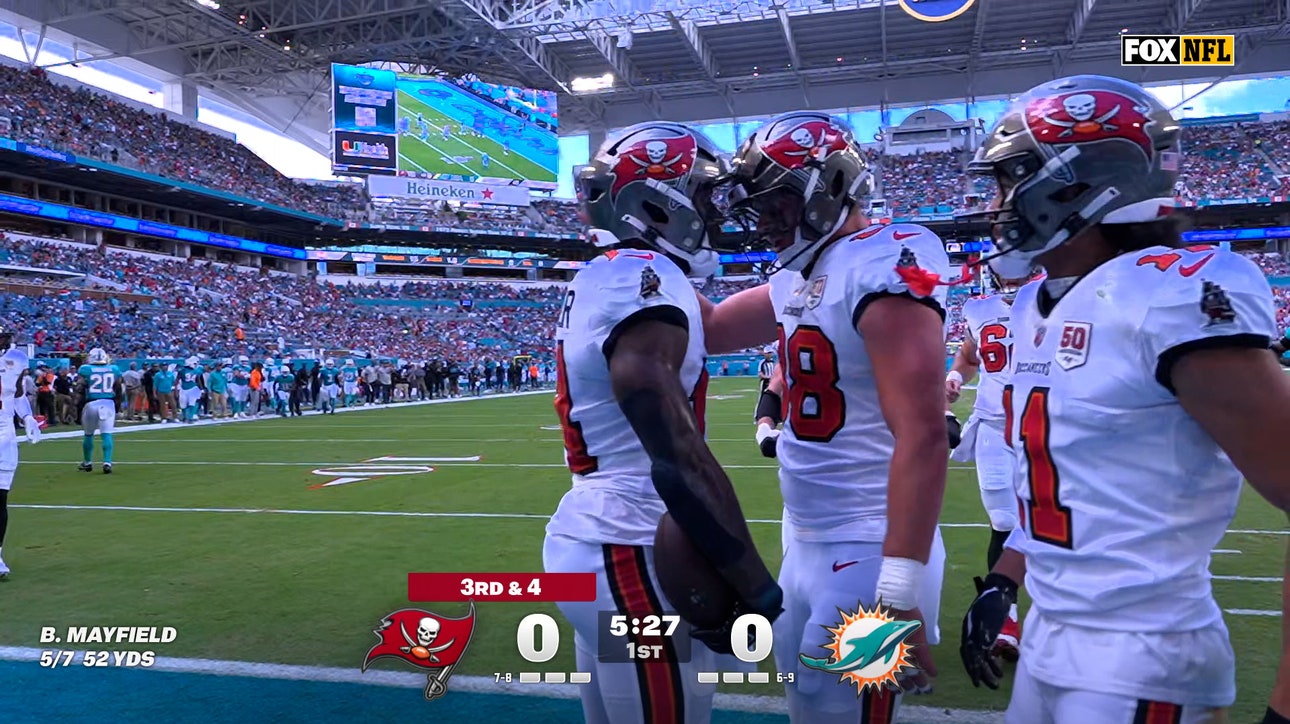 Baker Mayfield Finds Chris Godwin for Touchdown to Give Buccaneers Lead Over Dolphins | NFL Highlights