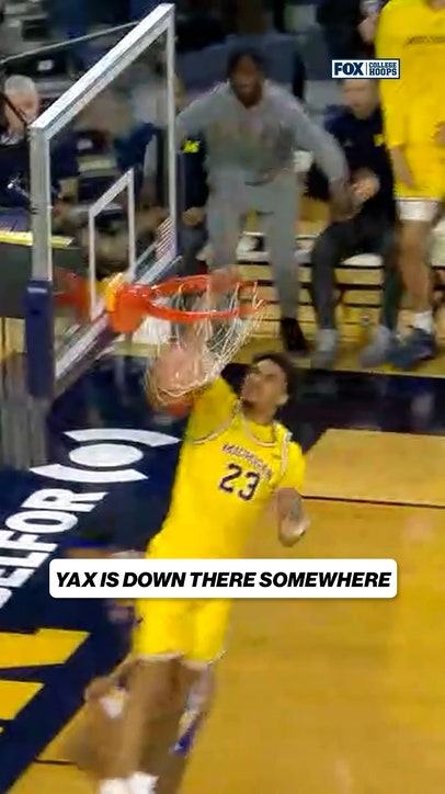 Yaxel Lendeborg with the and-one down the floor 💪