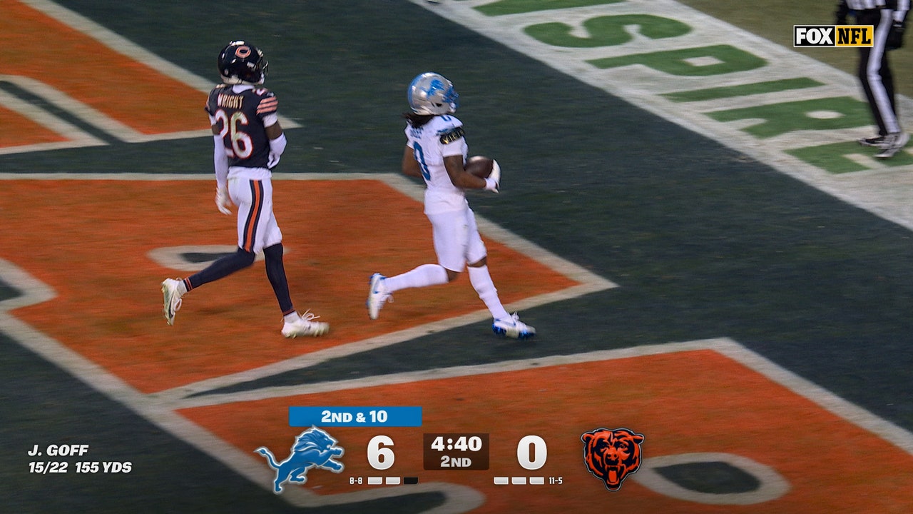 Lions' Jared Goff finds Jahmyr Gibbs for a 15-yard touchdown vs. Bears | NFL Highlights