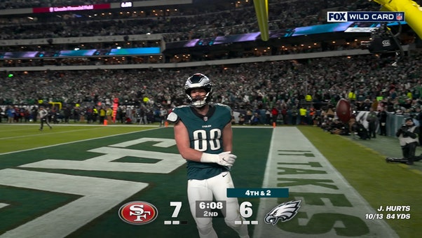 Jalen Hurts finds Dallas Goedert for SECOND TD of the game, giving Eagles lead over 49ers | NFL Highlights
