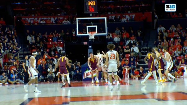 Illinois' Keaton Wagler splashes 3-pointer extending lead against Minnesota