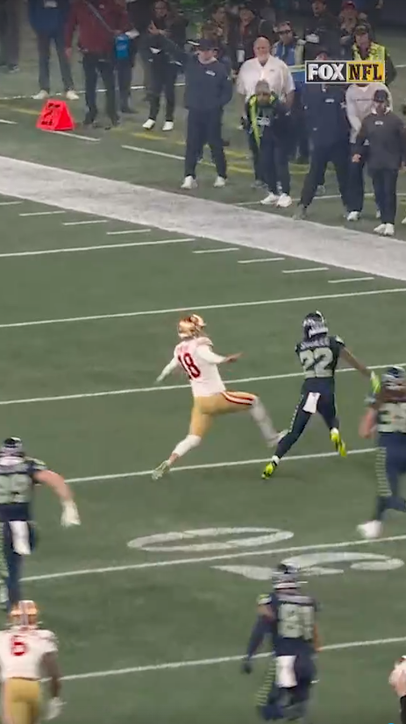 Eddy Piñeiro was willing to do anything to stop Shaheed 🤣