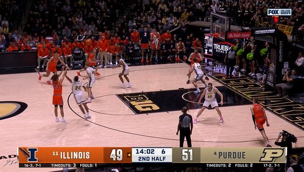Illinois' Keaton Wagler buries deep three and draws foul for four-point play vs. Purdue