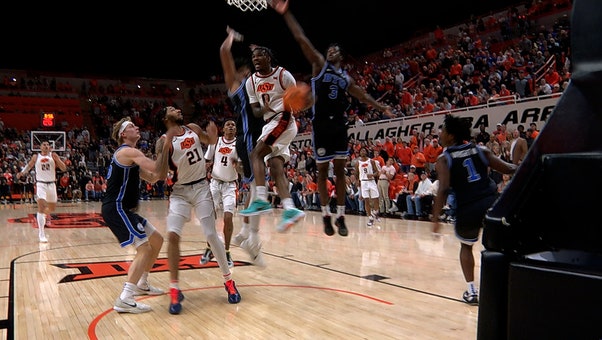Jaylen Curry finishes ACROBATIC Layup to extend Oklahoma State's lead over No. 16 BYU