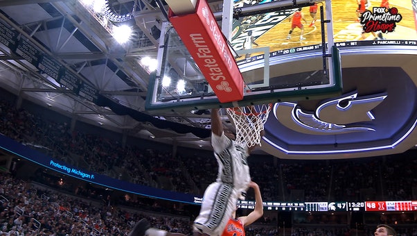 Michigan States' Jeremy Fears finds Coen Carr for High-Flying Alley-Oop Slam vs. Illinois