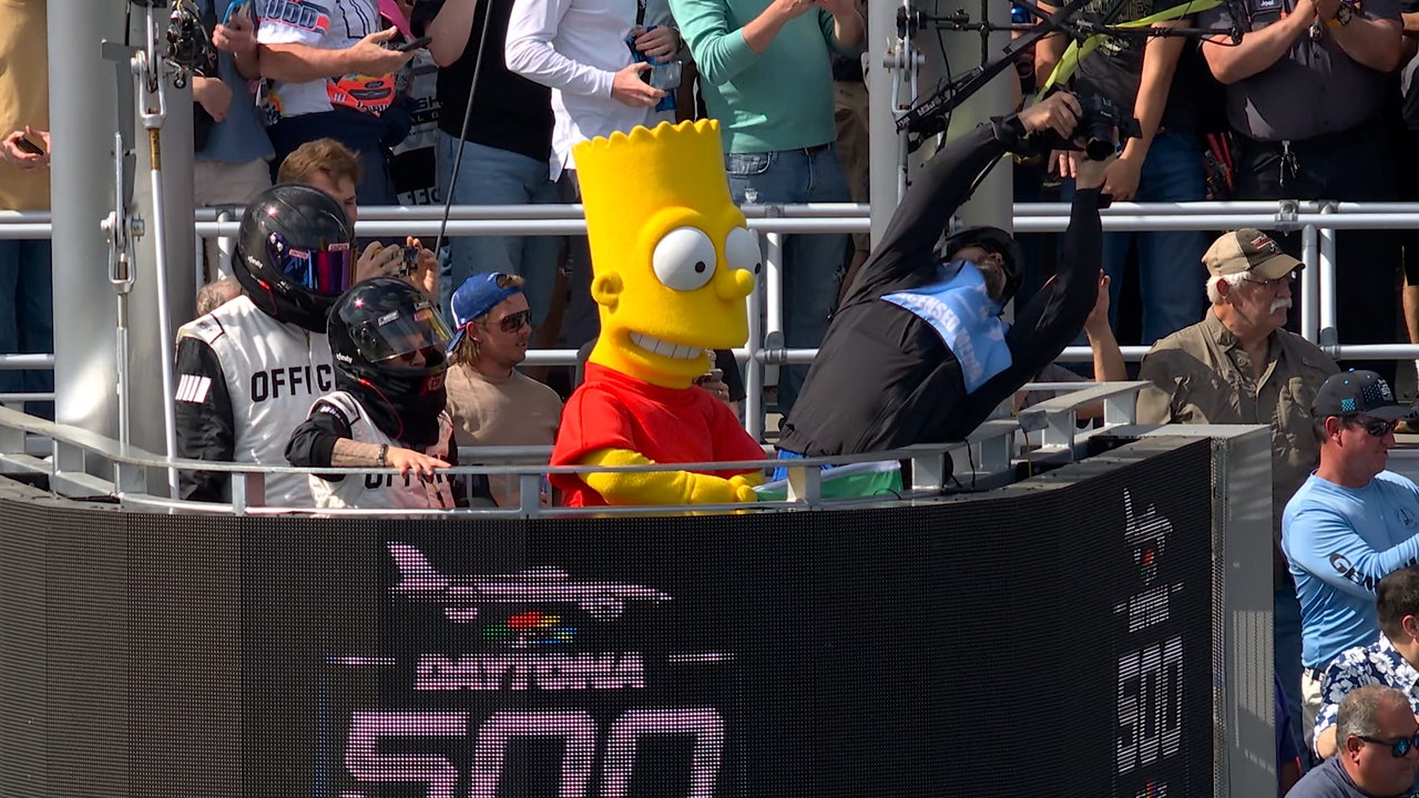 Bart Simpson Waves the Green Flag to start the Daytona 500 | NASCAR on FOX