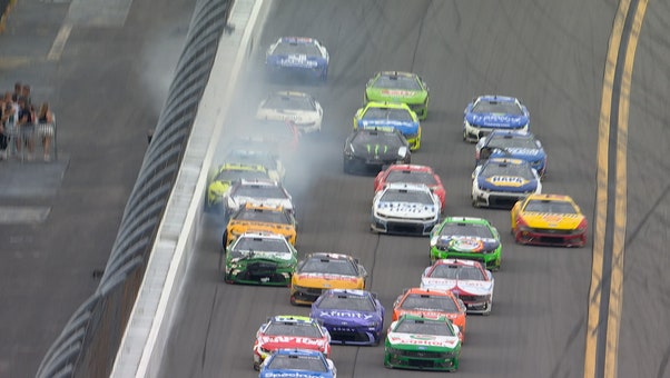 Christopher Bell & Denny Hamlin hit the wall, bringing out a caution with 9 Laps to go at the Daytona 500