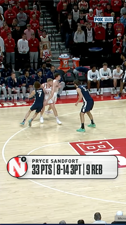 All EIGHT of Pryce Sandfort's career-high threes in a game 🔥