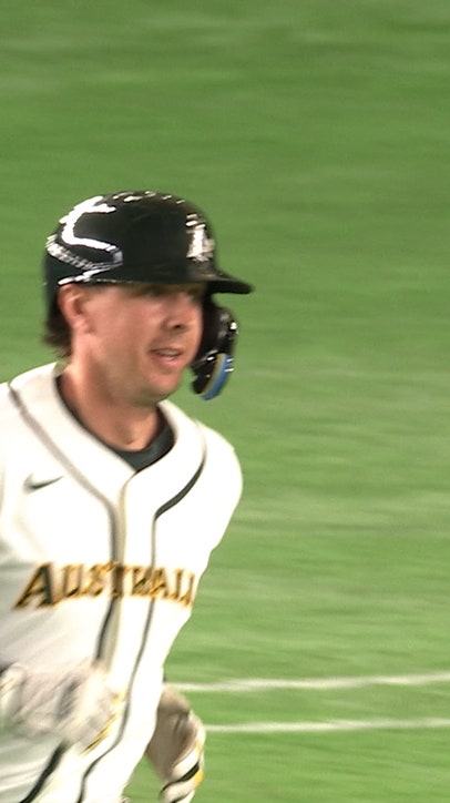 Australia hits first HR of WBC!