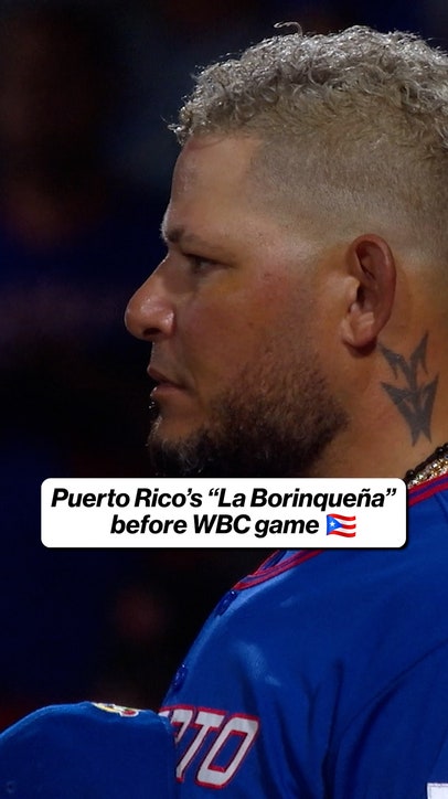 'La Borinqueña' echoes through the stadium 🇵🇷