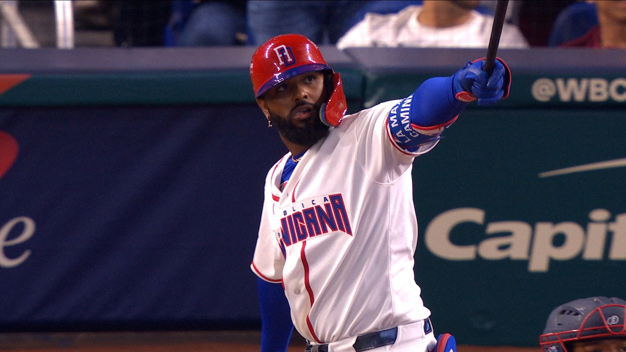 Dominican Republic's Junior Caminero hits three-run HR, extending