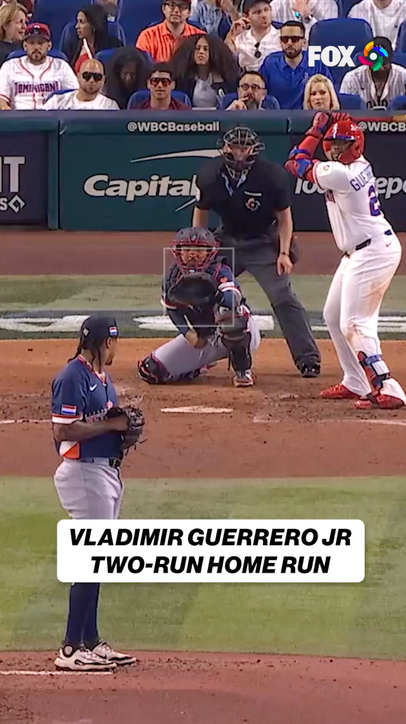 Vladdy Jr. goes yard 💣⚾🔥