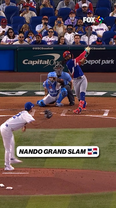 FERNANDO TATIS WITH THE GRAND SLAM 