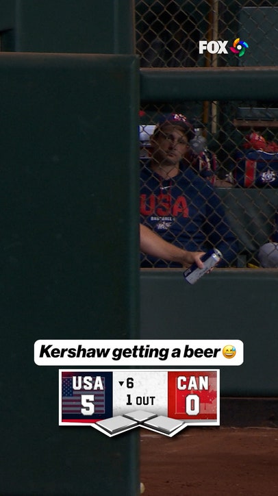 Kershaw GRABS a cold one 🤣