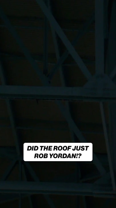 Yordan Alvarez with some unfortunate luck on Opening Day! 🤯