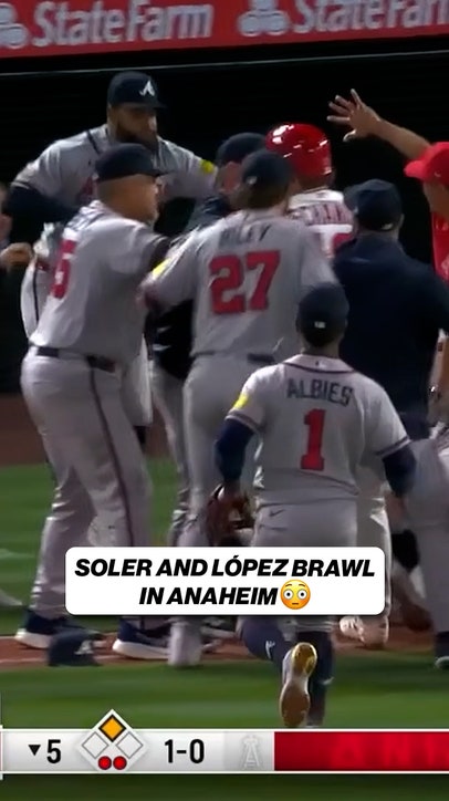 Benches have cleared in Anaheim 😮