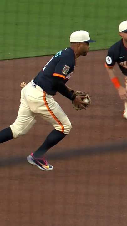 WHAT A DOUBLE PLAY TURN 😱