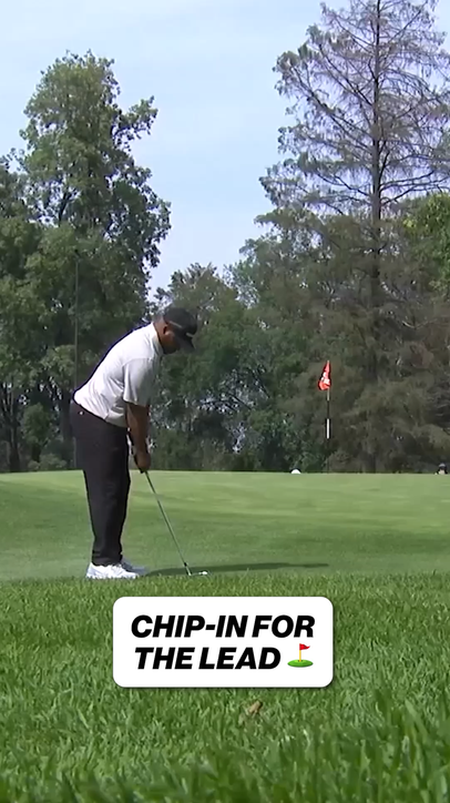 Eagle Chip-In For The Lead 🤯