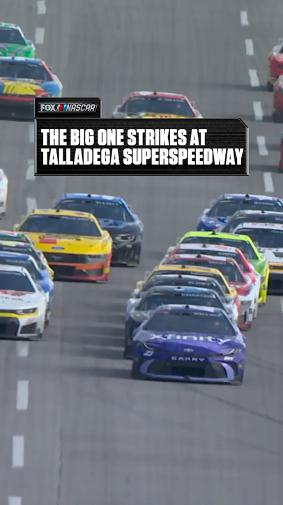 Bubba Wallace, Ryan Blaney, Joey Logano & more caught in chaos 🚗💨🚨