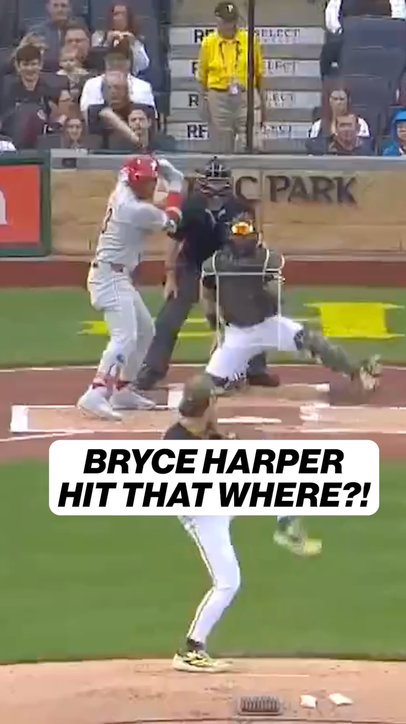 Bryce Harper absolutely crushes a 457-foot three-run homer off the batter's eye! 😳