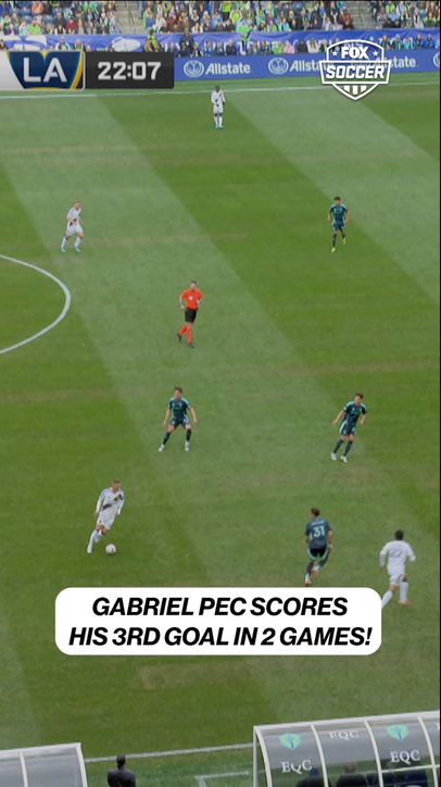 Marco Reus finds Gabriel Pec for the opening goal of the game