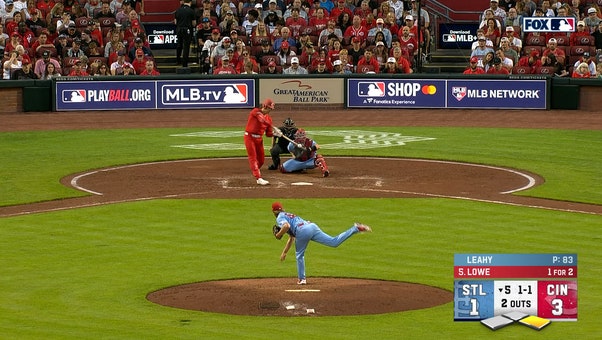 Nathaniel Lowe extends Reds' lead with two-run homer vs. Cardinals