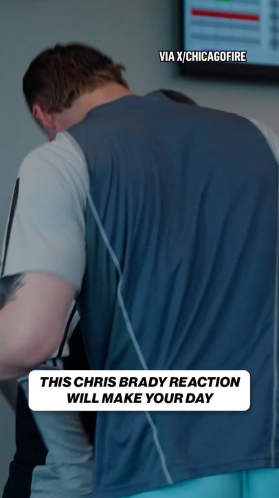 USA chants broke out when Chris Brady got his USMNT call-up 🇺🇸