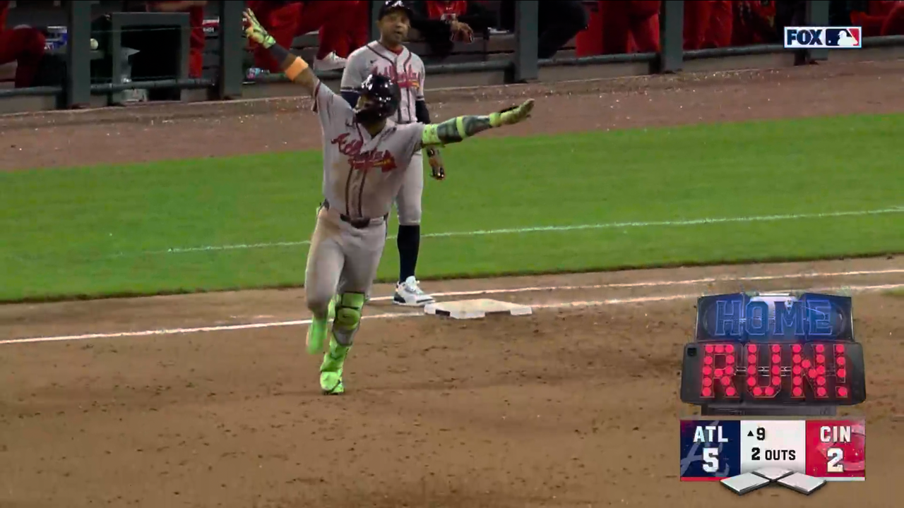 Ronald Acuña Jr. Hits his SECOND HR of the Night, Extends Braves' lead vs. Reds
