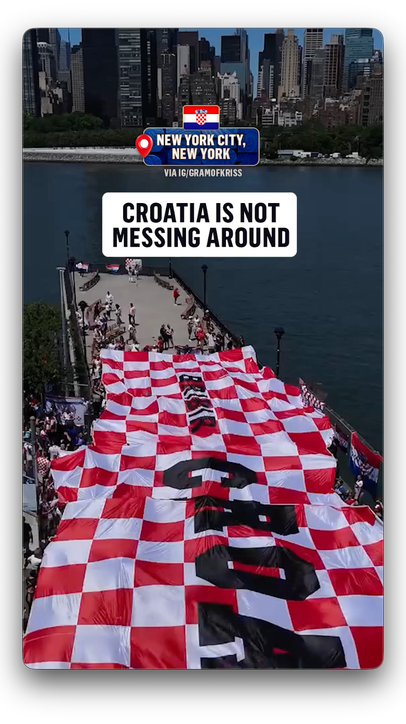 A big flag in the Big Apple for Croatia 🇭🇷  (via IG/gramofkriss)