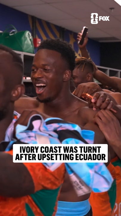 No better way to celebrate a late equalizer than a conga line in the locker room 🇨🇮
