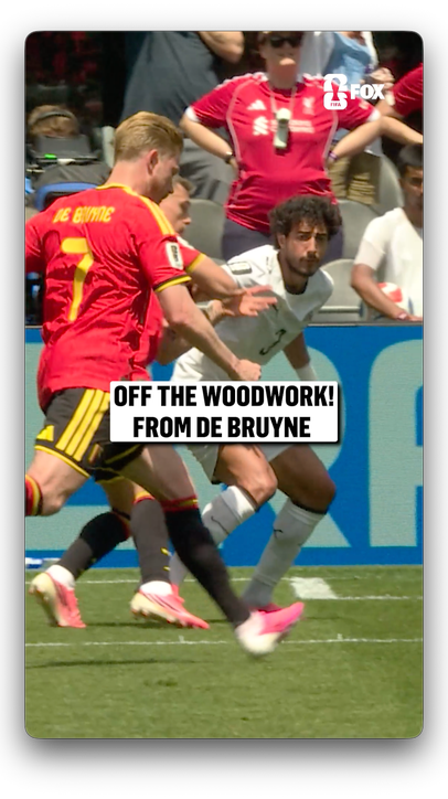 De Bruyne NEARLY knocks one in 🇧🇪