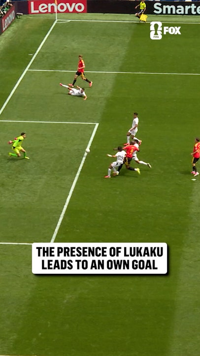 Within 20 seconds of coming on, Lukaku forces an Egyptian own goal 🇧🇪