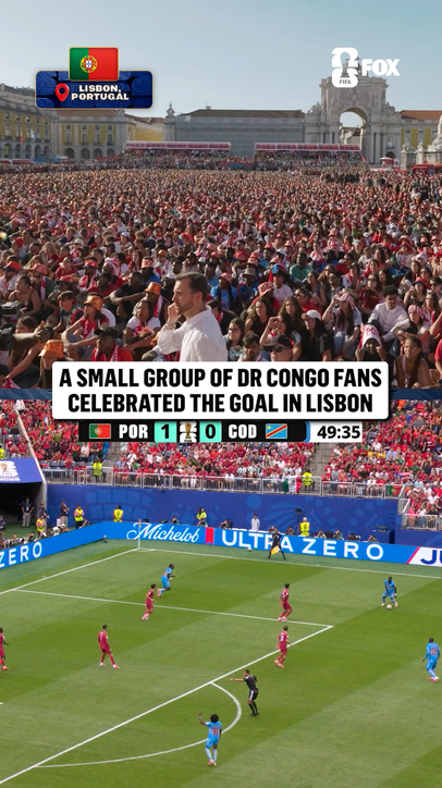 Look at these DR Congo fans celebrating in the middle of thousands of Portugal fans 🇨🇩