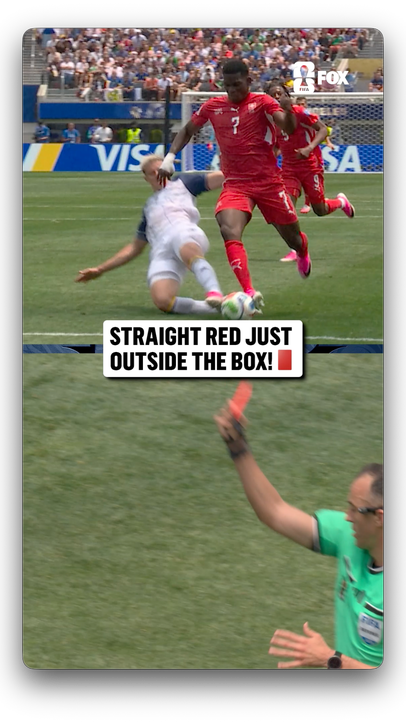 A red card for Bosnia and Herzegovina and Muharemović knew it immediately 🟥